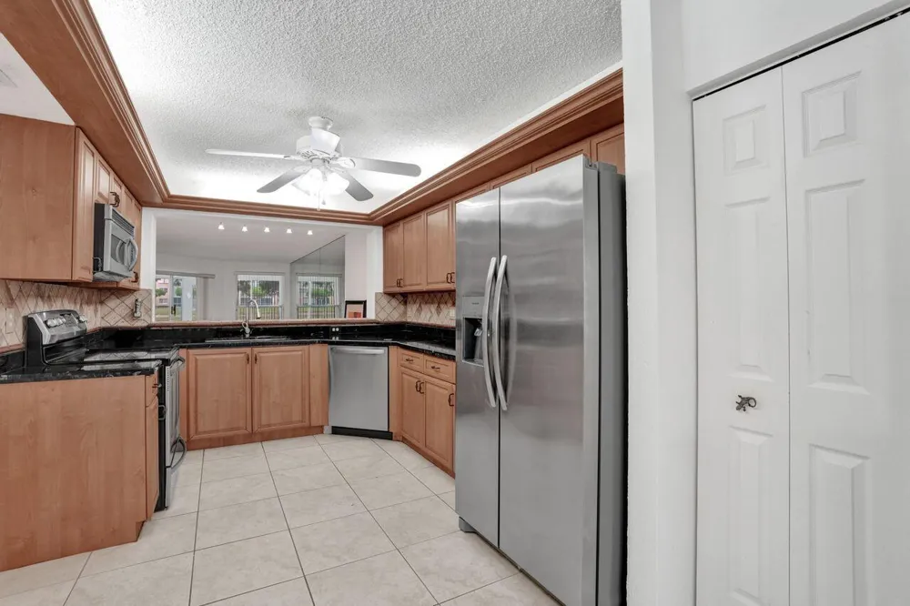 7411 GRANVILLE DRIVE #106 Tamarac, FL 33321