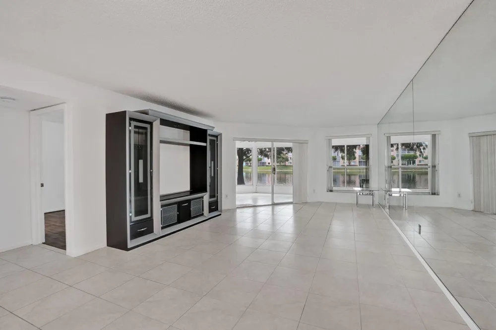 7411 GRANVILLE DRIVE #106 Tamarac, FL 33321