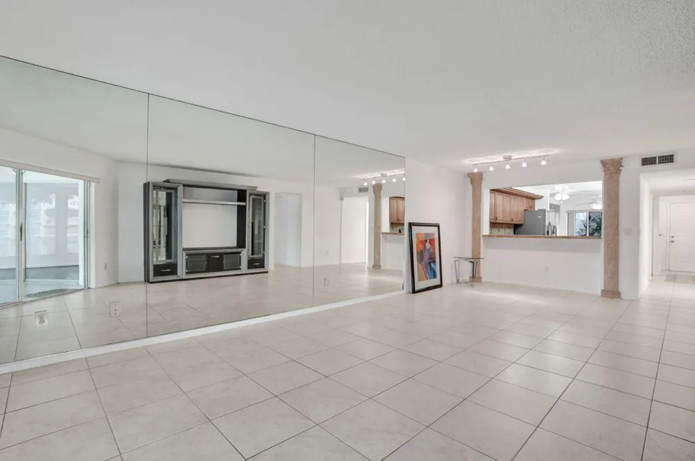 7411 GRANVILLE DRIVE #106 Tamarac, FL 33321