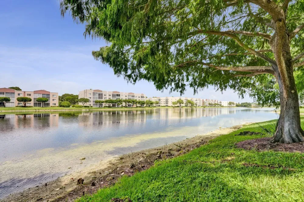 7411 GRANVILLE DRIVE #106 Tamarac, FL 33321