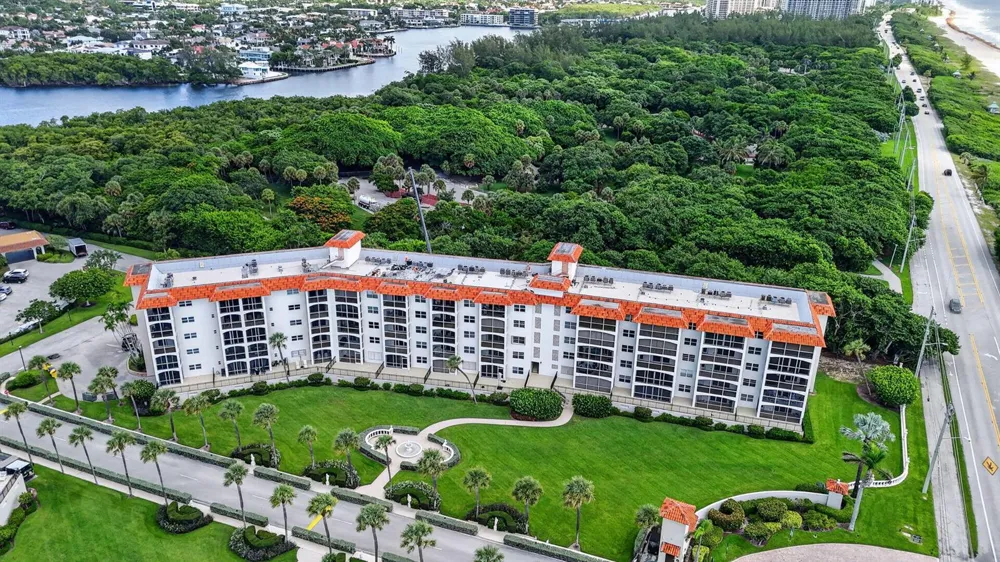 2871 OCEAN BOULEVARD #C309 Boca Raton, FL 33431