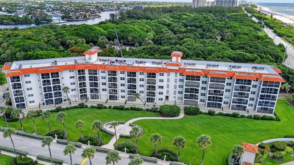 2871 OCEAN BOULEVARD #C309 Boca Raton, FL 33431