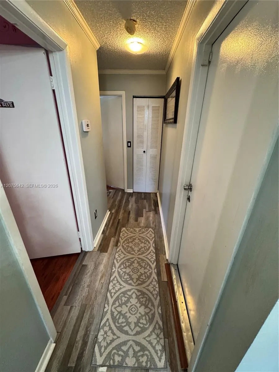 840 W Palm Run Dr North Lauderdale, FL 33068