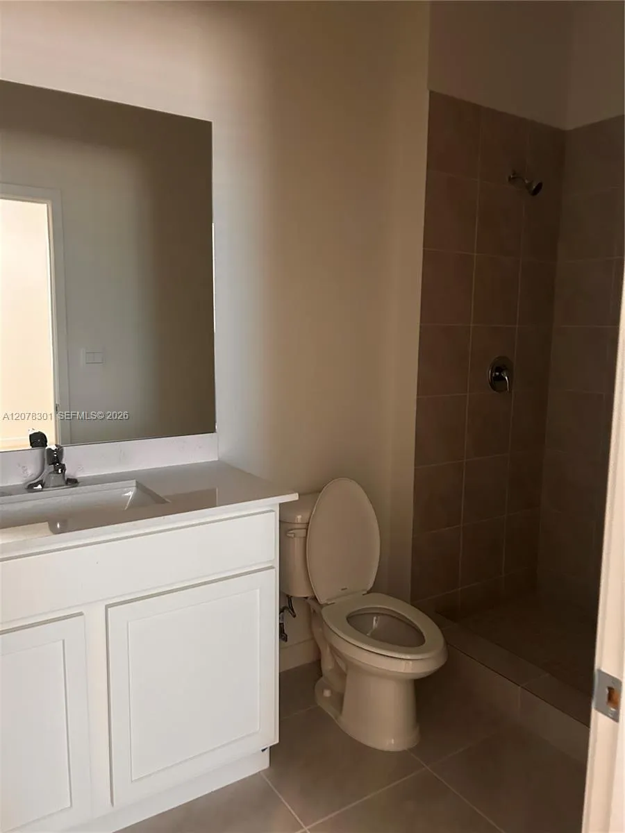605 NW 6th Ter Florida City, FL 33034