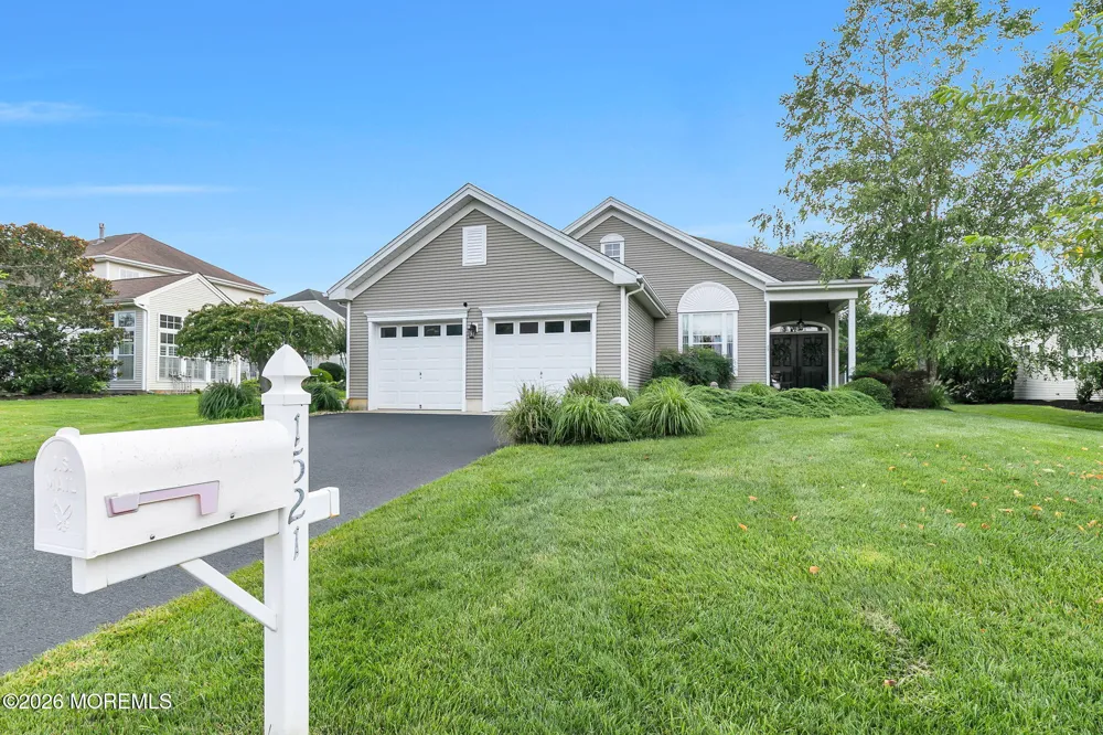 1521 Wishing Well Lane Manasquan, NJ 08736