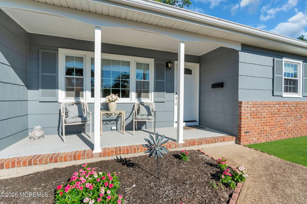 1114 Waterberry Court Toms River, NJ 08757