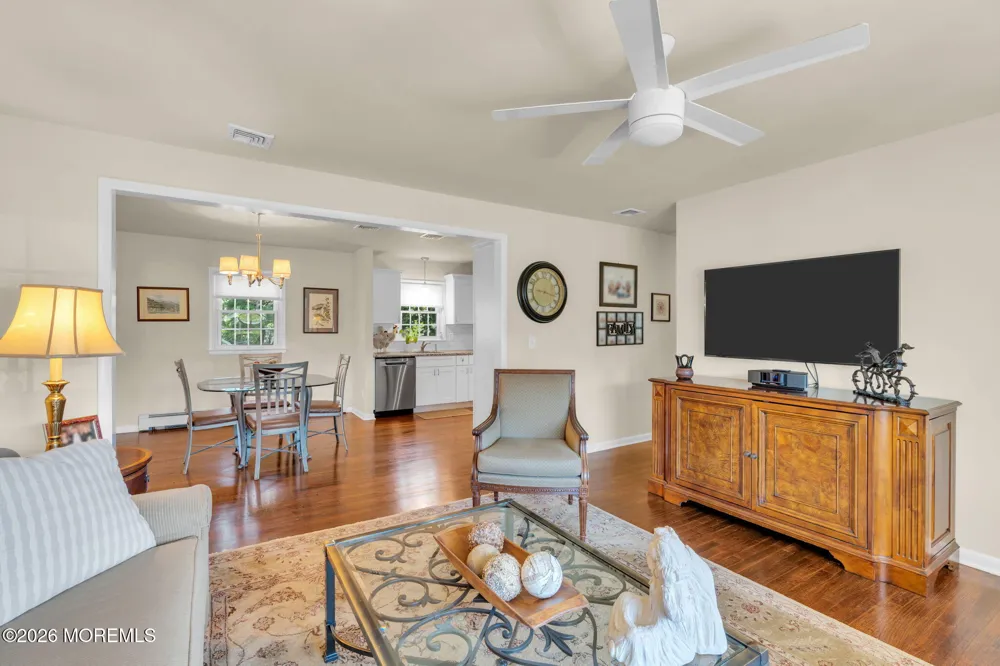 1114 Waterberry Court Toms River, NJ 08757