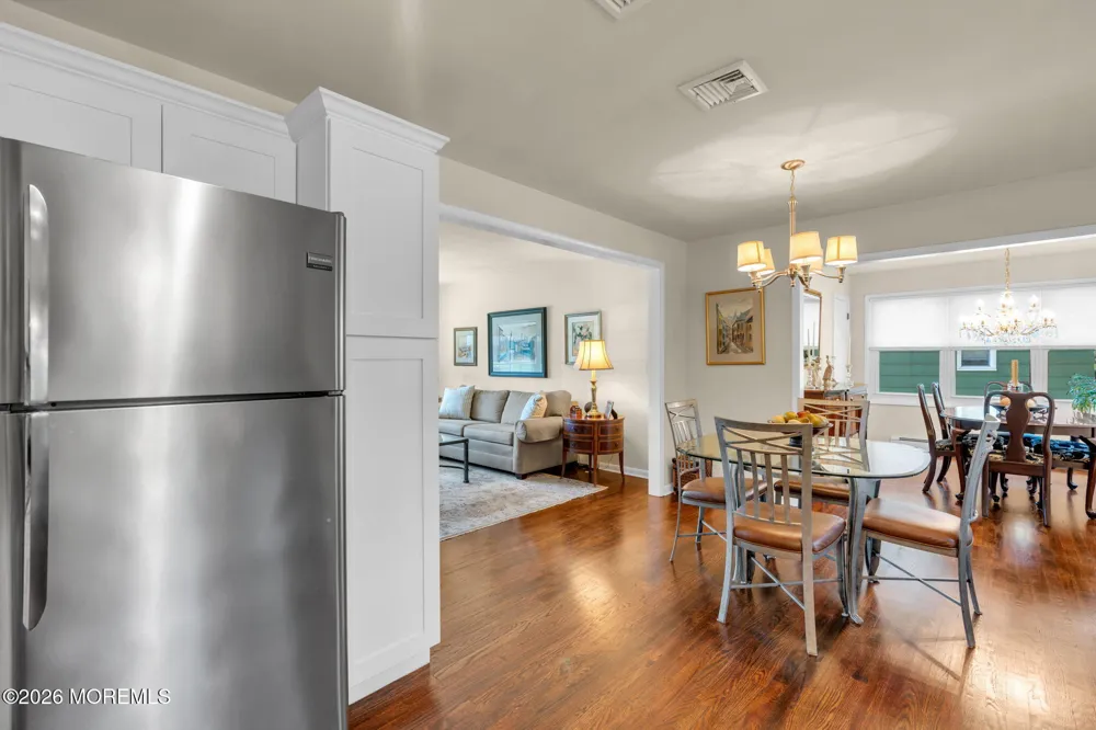 1114 Waterberry Court Toms River, NJ 08757