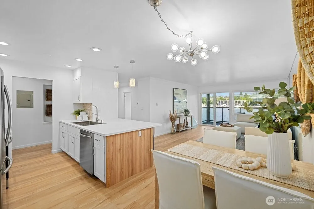 515 Lake Street S #205 Kirkland, WA 98033