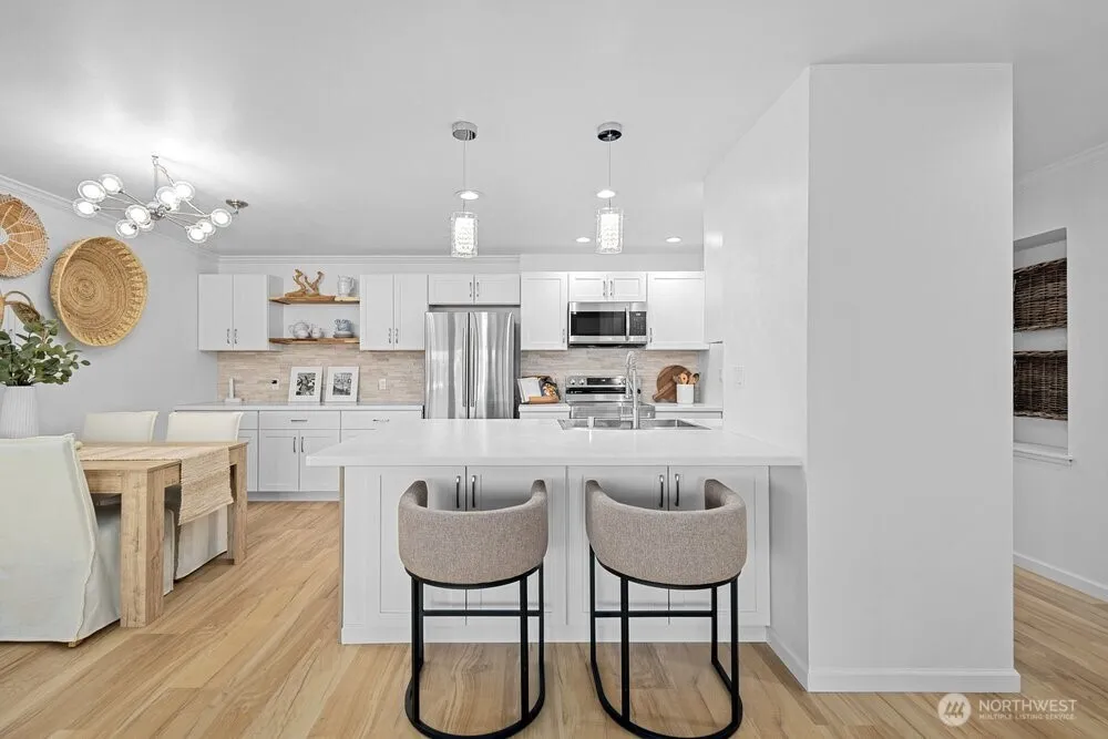 515 Lake Street S #205 Kirkland, WA 98033