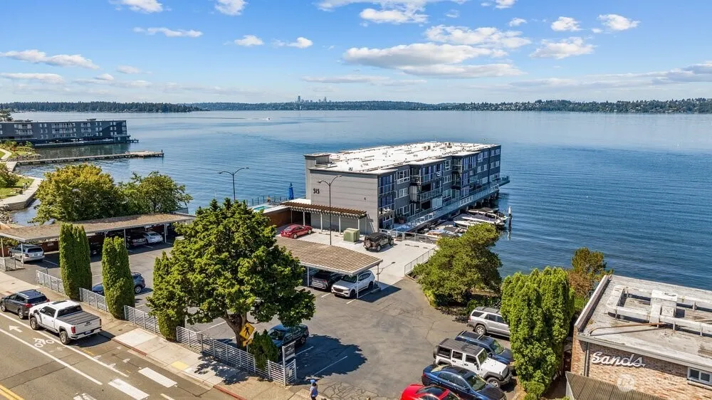 515 Lake Street S #205 Kirkland, WA 98033