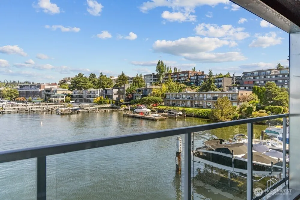 515 Lake Street S #205 Kirkland, WA 98033