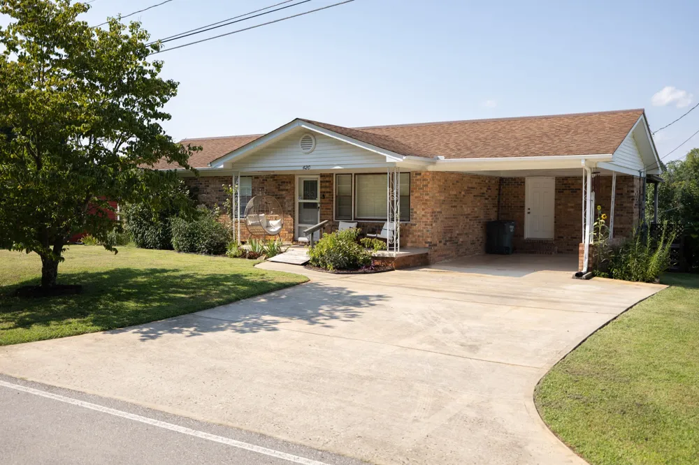 420 Thompson Weiman Rd Sparta, TN 38583