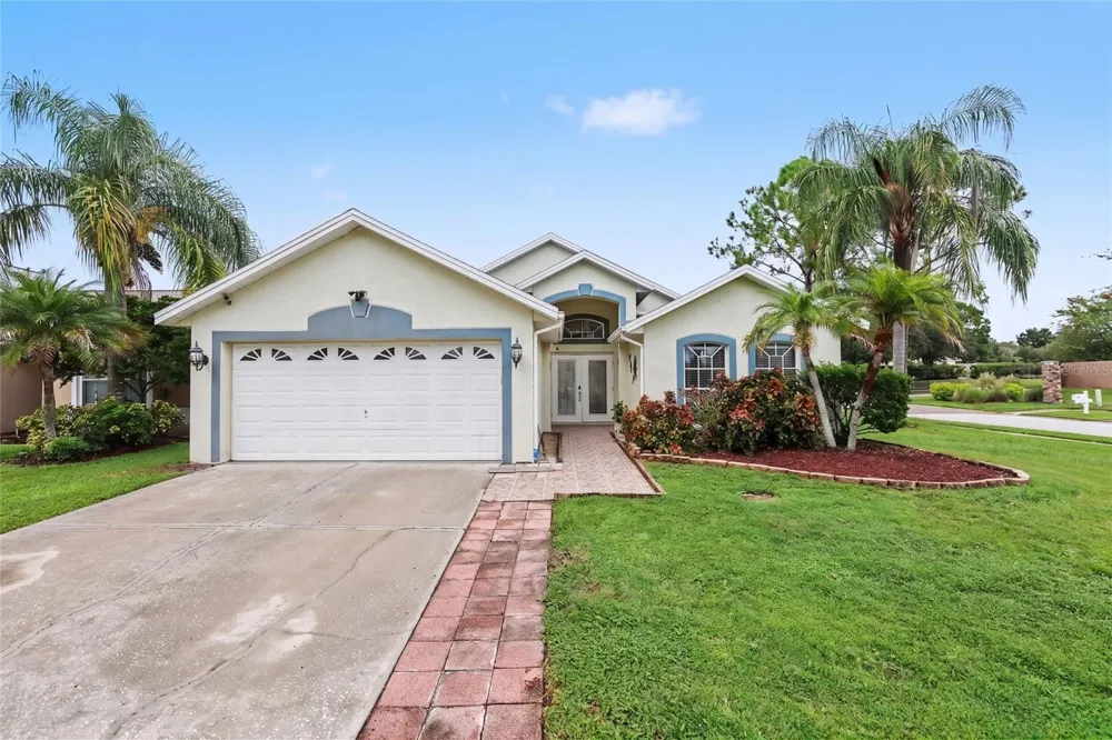 1102 VINETREE DRIVE Brandon, FL 33510