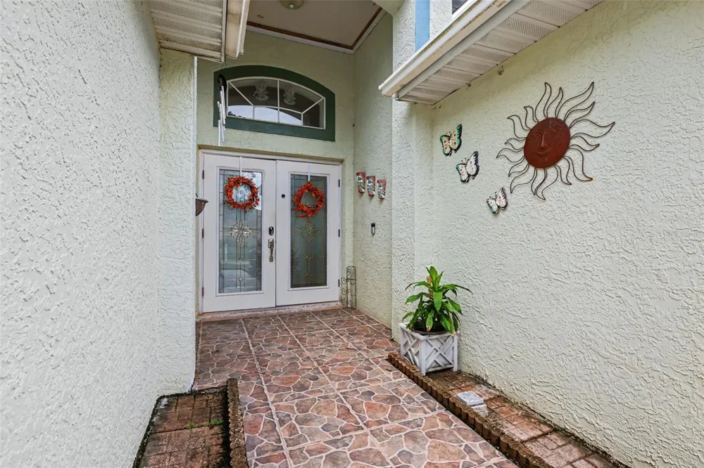 1102 VINETREE DRIVE Brandon, FL 33510
