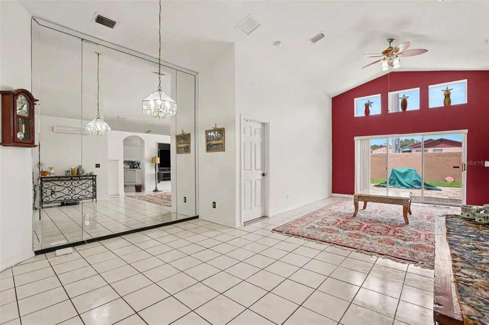 1102 VINETREE DRIVE Brandon, FL 33510