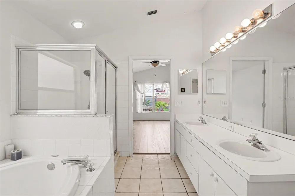 1102 VINETREE DRIVE Brandon, FL 33510