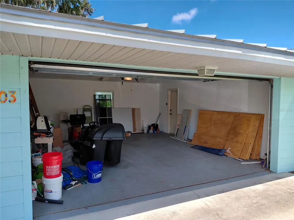 1303 CLUB LANE Lorida, FL 33857
