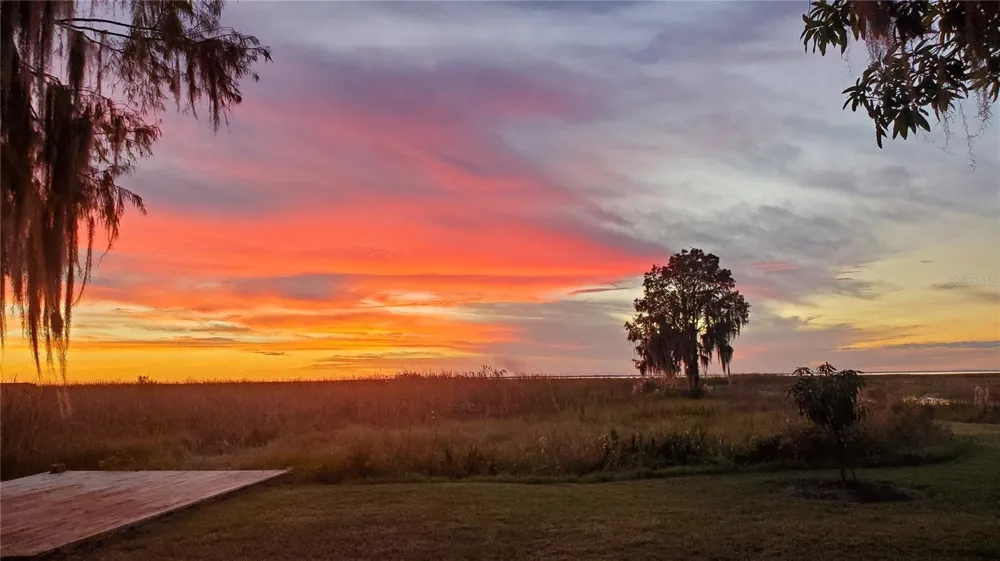 1303 CLUB LANE Lorida, FL 33857