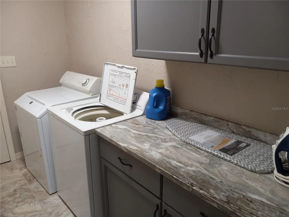 1303 CLUB LANE Lorida, FL 33857