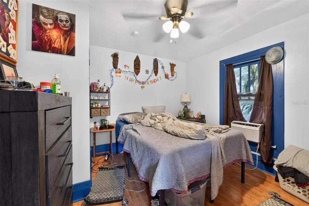 806 35TH STREET W Bradenton, FL 34205