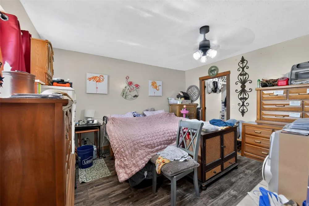 806 35TH STREET W Bradenton, FL 34205