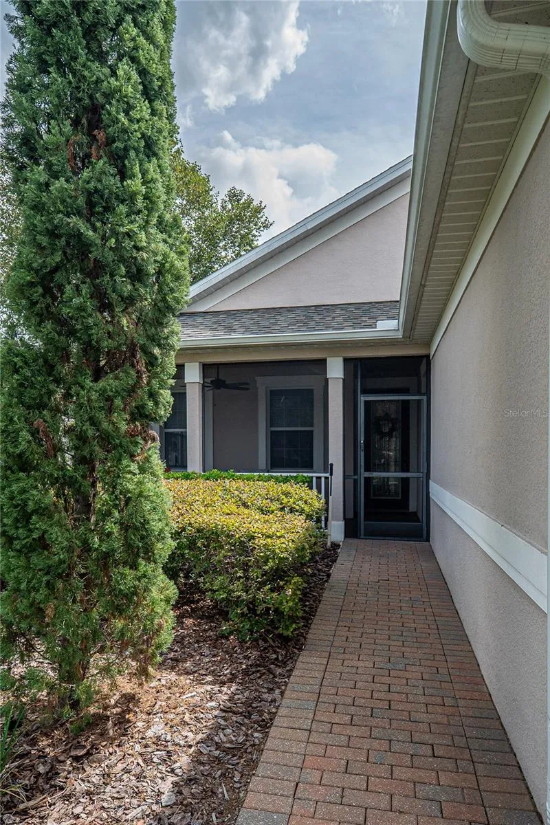 134 FLAME VINE WAY Groveland, FL 34736