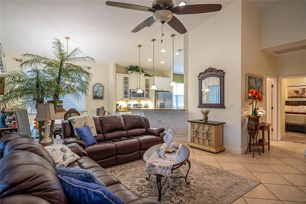 134 FLAME VINE WAY Groveland, FL 34736