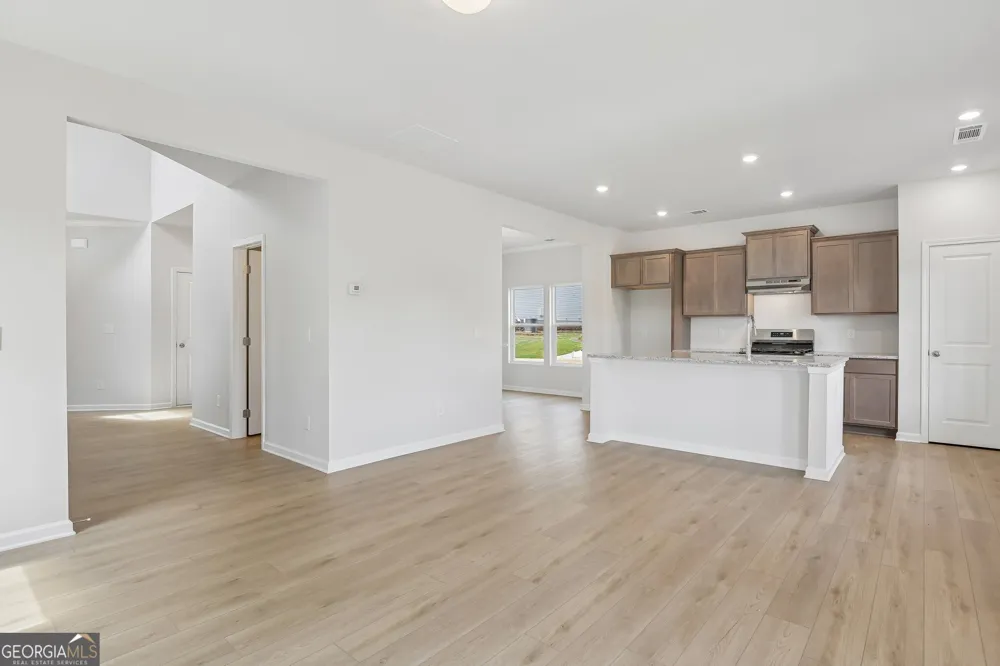 5218 Trace View DR Flowery Branch, GA 30542