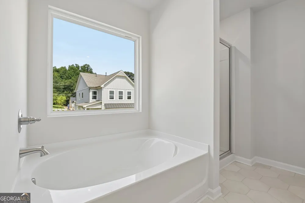 5218 Trace View DR Flowery Branch, GA 30542