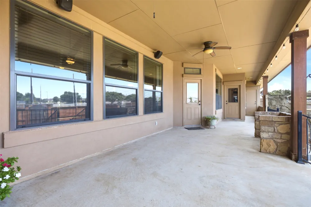 116 Sarahs Lane Liberty Hill, TX 78642