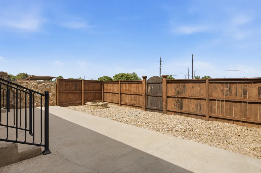 116 Sarahs Lane Liberty Hill, TX 78642