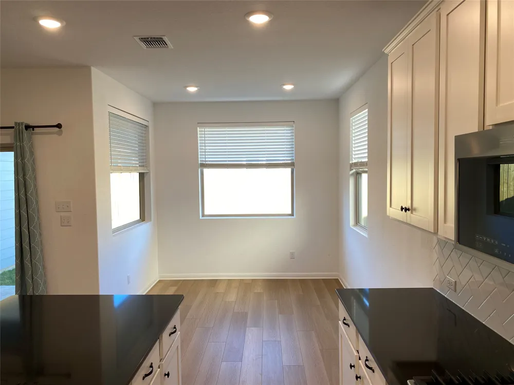 115 Lyrebird Lane Hutto, TX 78634