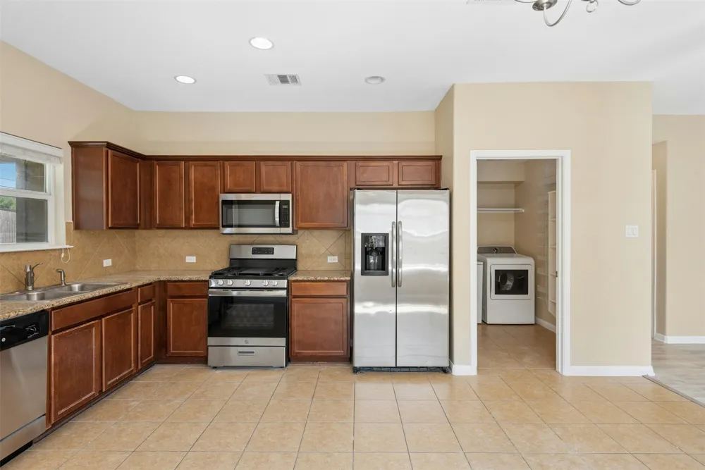 305 Verano Drive Kyle, TX 78640