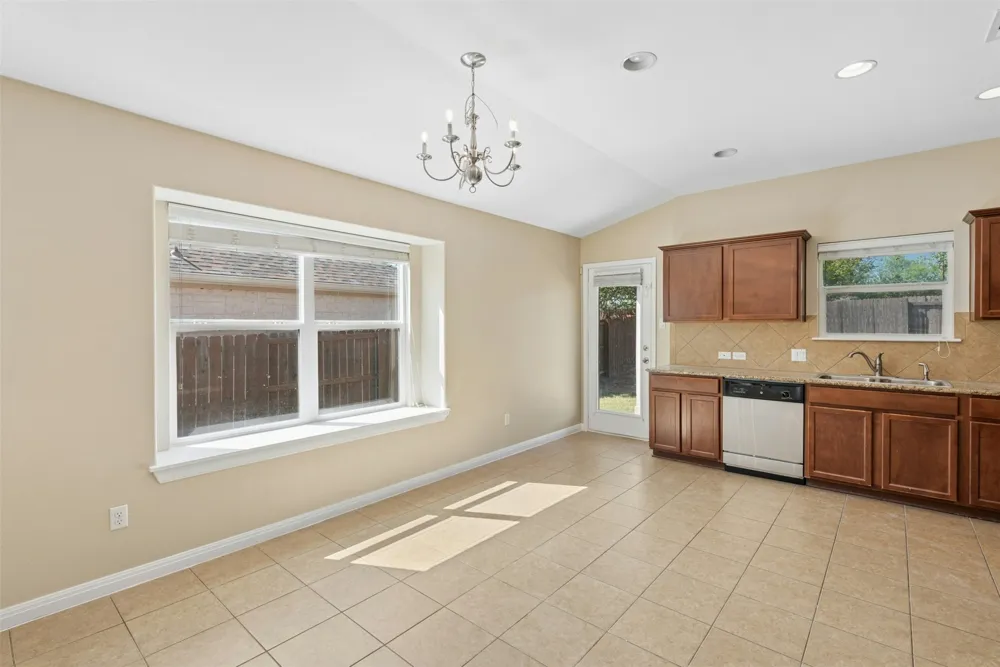 305 Verano Drive Kyle, TX 78640