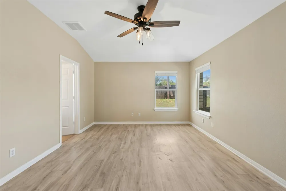 305 Verano Drive Kyle, TX 78640