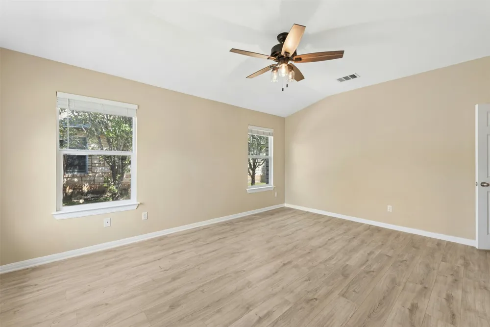305 Verano Drive Kyle, TX 78640