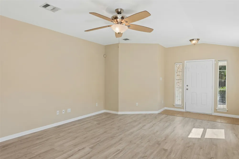 305 Verano Drive Kyle, TX 78640