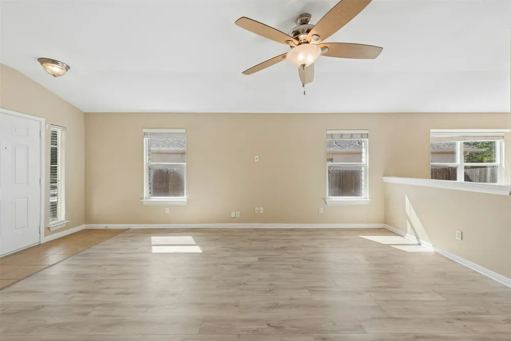 305 Verano Drive Kyle, TX 78640