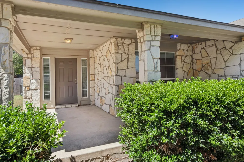 305 Verano Drive Kyle, TX 78640