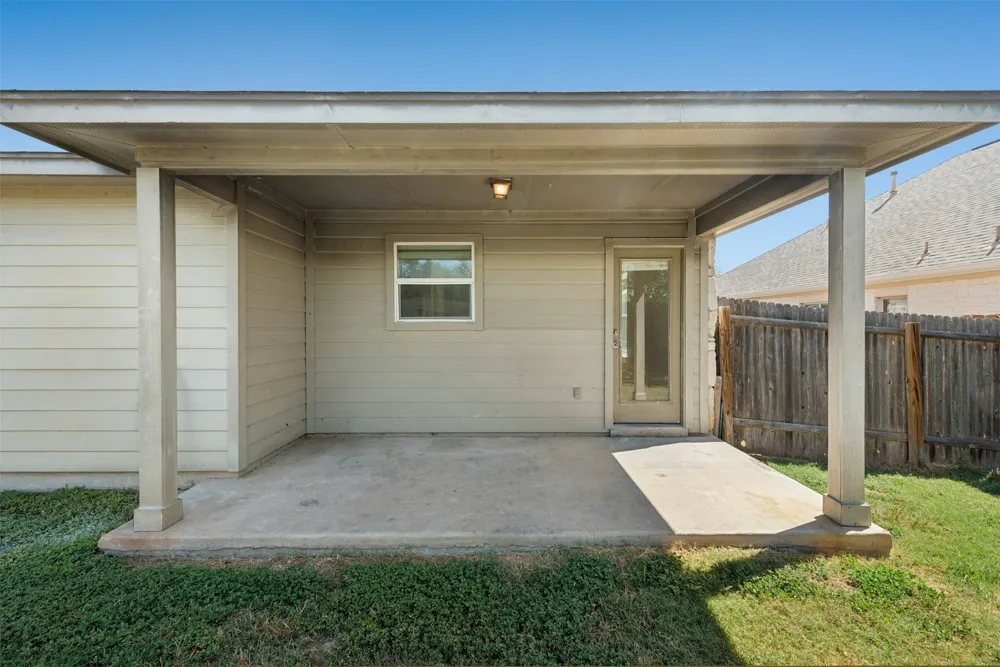 305 Verano Drive Kyle, TX 78640