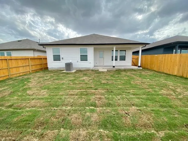 1733 James Street New Braunfels, TX 78130