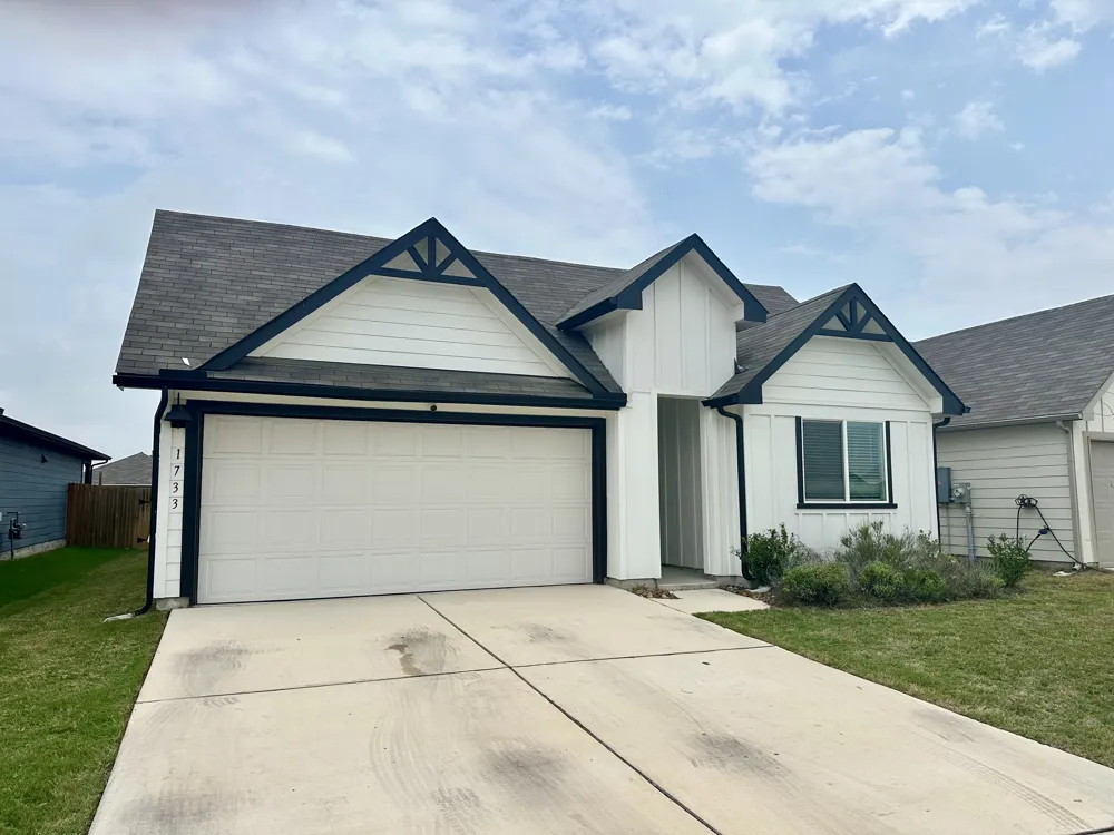 1733 James Street New Braunfels, TX 78130