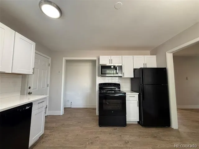 940 Moline Street Aurora, CO 80010
