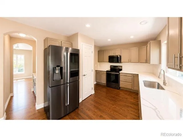 2123 E 100th Place Thornton, CO 80229