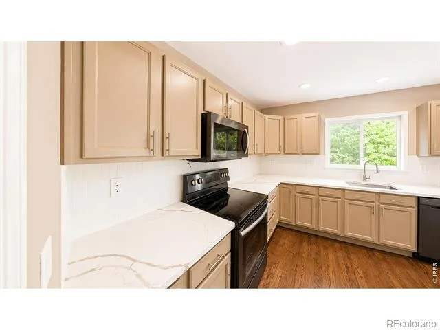 2123 E 100th Place Thornton, CO 80229
