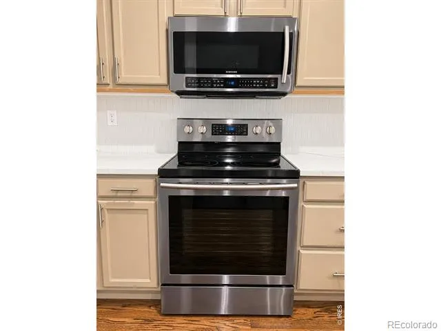 2123 E 100th Place Thornton, CO 80229