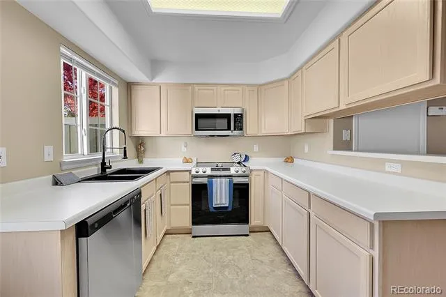 12012 E Hoye Drive Aurora, CO 80012