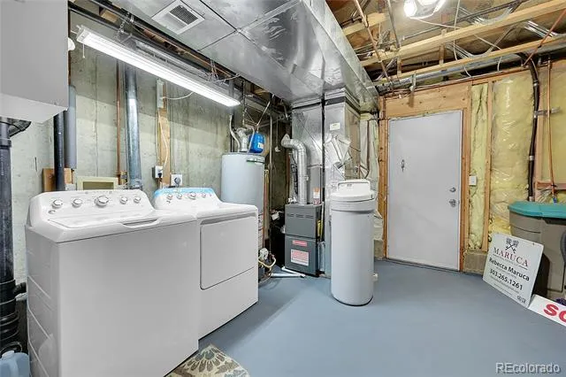 12012 E Hoye Drive Aurora, CO 80012