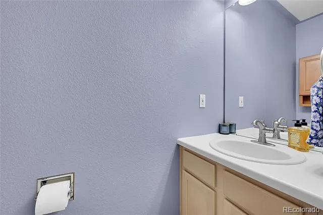12012 E Hoye Drive Aurora, CO 80012